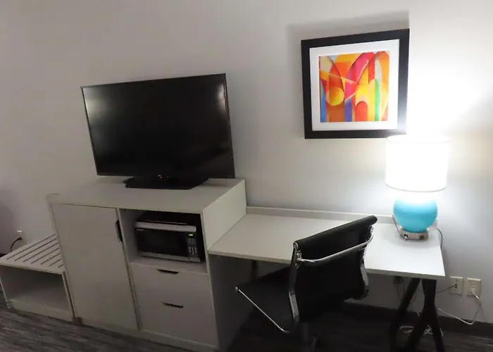 Heritage Inn&Suites
