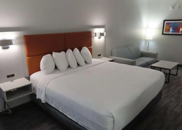 Heritage Inn&Suites