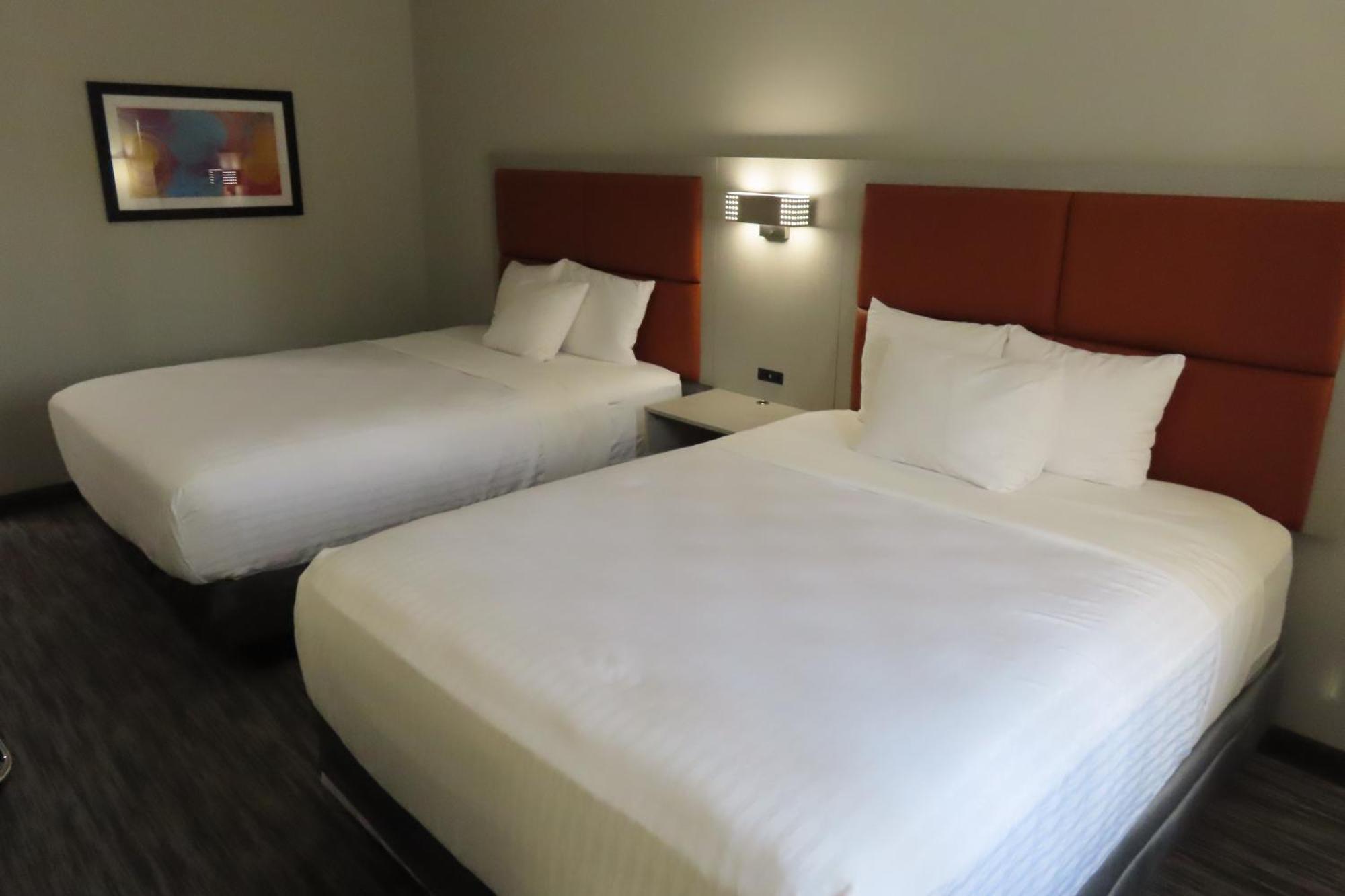 Hotel Heritage Inn&suites 2*