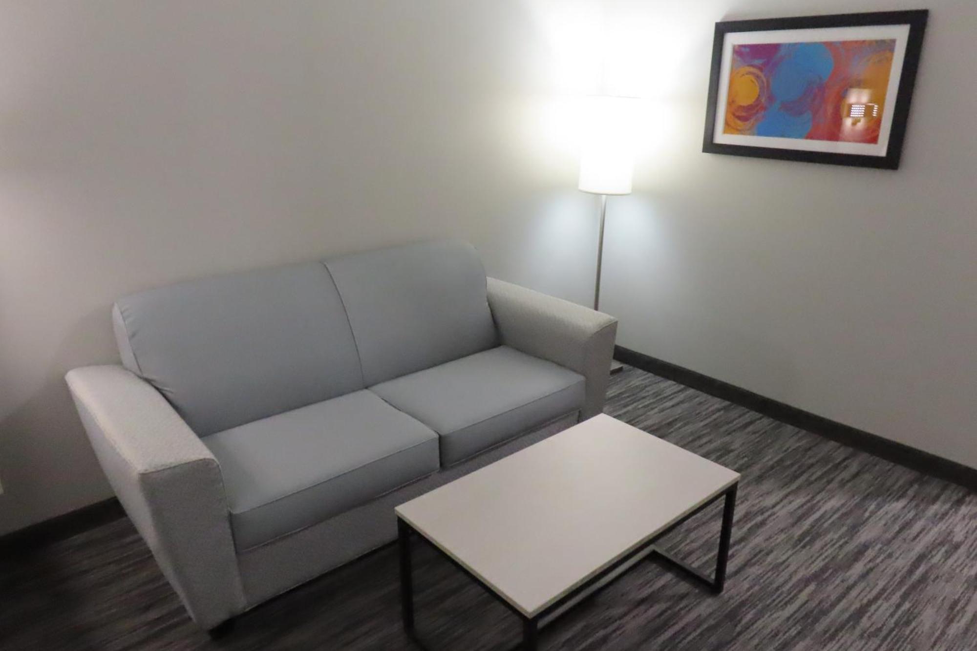 Heritage Inn&suites